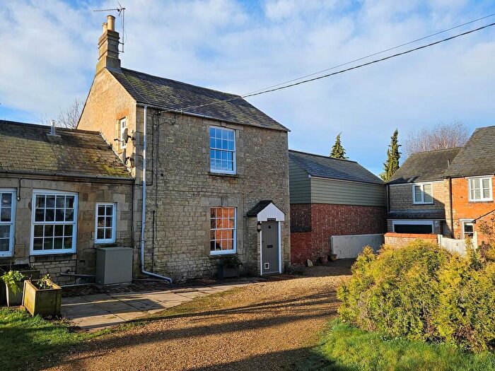 2 Bedroom Cottage To Rent In Brewery Yard, Sudborough, NN14