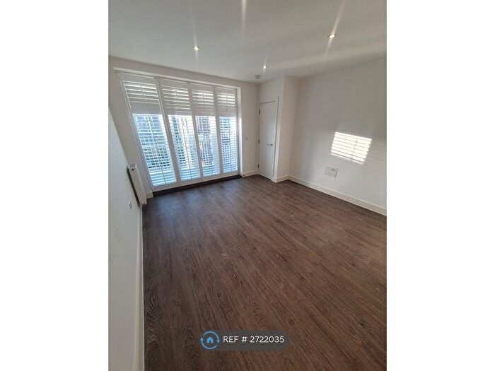 1 Bedroom Flat To Rent In Corys Road, Rochester, ME1