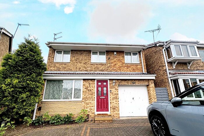 4 Bedroom House To Rent In Cedar Road, Doncaster, DN4