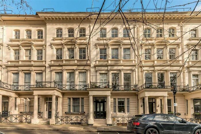 Studio To Rent In Rutland Gate, London SW7