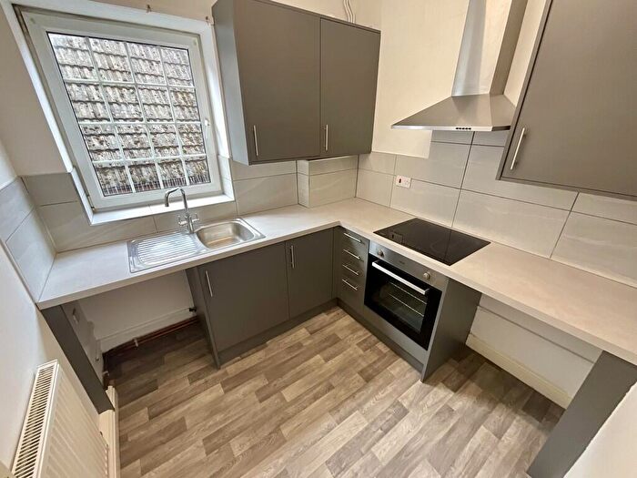 1 Bedroom Flat To Rent In St Pauls Lane, Bailgate, LN1