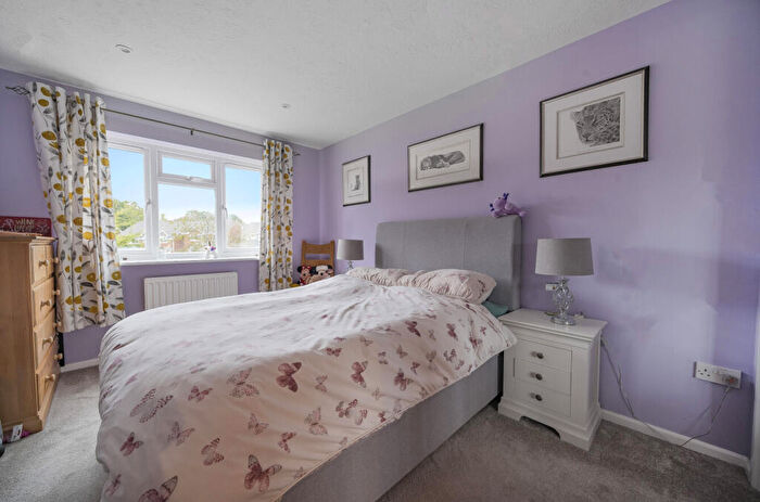 5 Bedroom Detached House For Sale In Lapin Lane, Basingstoke, Hampshire, RG22