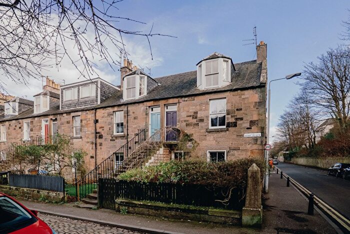 2 Bedroom Flat For Sale In Kemp Place, Stockbridge, Edinburgh, EH3