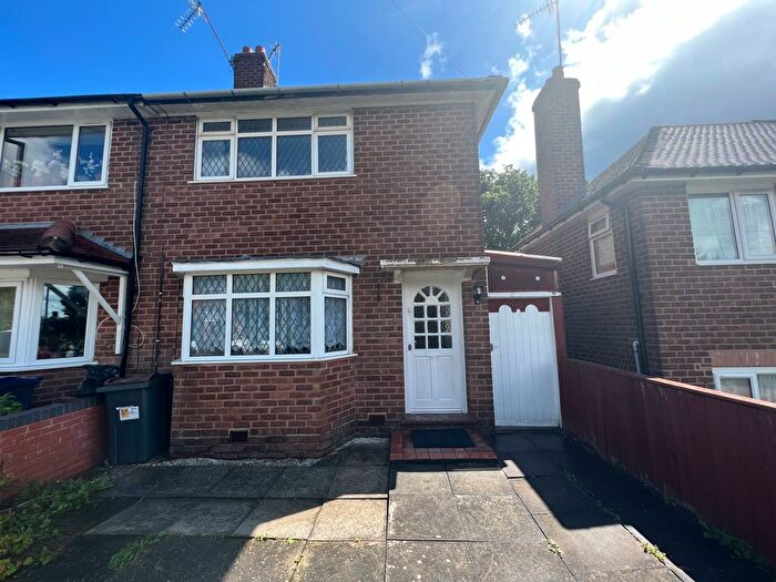 3 Bedroom Semi-Detached House To Rent In Overdale Road, Birmingham, B32