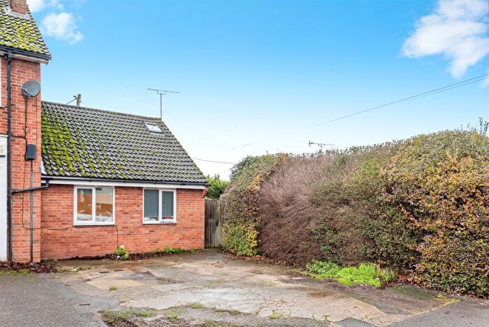 2 Bedroom End Of Terrace House For Sale In Bradstocks Way, Sutton Courtenay, Abingdon, OX14