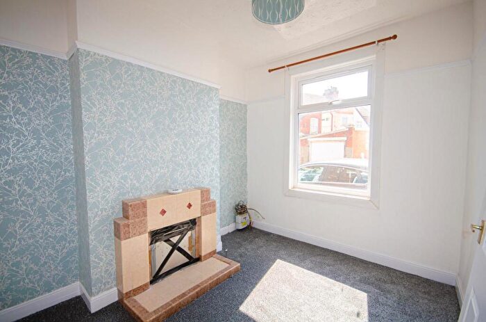 2 Bedroom Terraced House To Rent In King StreetWithernseaEast Yorkshire, HU19