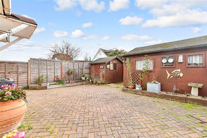 2 Bedroom Semi-detached Bungalow For Sale In Bruce Grove, Wickford, Essex, SS11