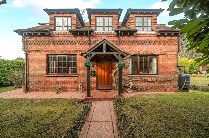 4 Bedroom Detached House For Sale In Heath Close, Hindhead, Surrey, GU26