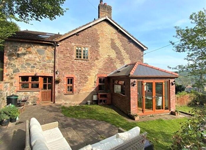 3 Bedroom Semi Detached House For Sale In Temperance Hill, Risca, NP11