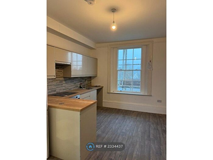 2 Bedroom Flat To Rent In Bristol Road, Gloucester, GL1