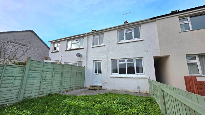3 Bedroom Terraced House For Sale In West Park, Wadebridge, PL27