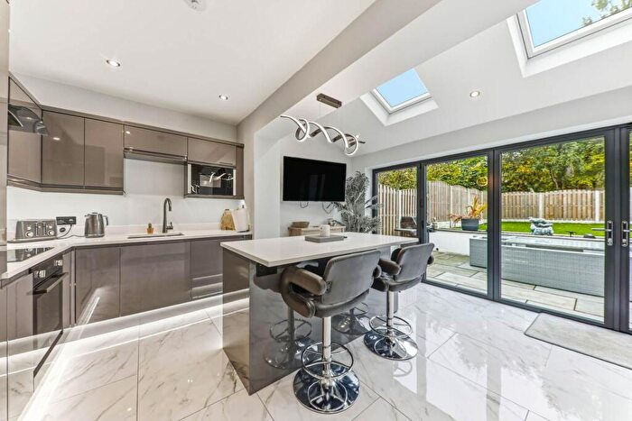 2 Bedroom Semi-Detached House For Sale In Spring Avenue, Morley, LS27