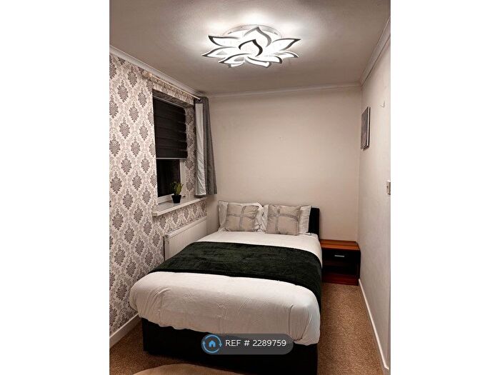 2 Bedroom End Of Terrace House To Rent In Barleycorn Place, Sunderland, SR1