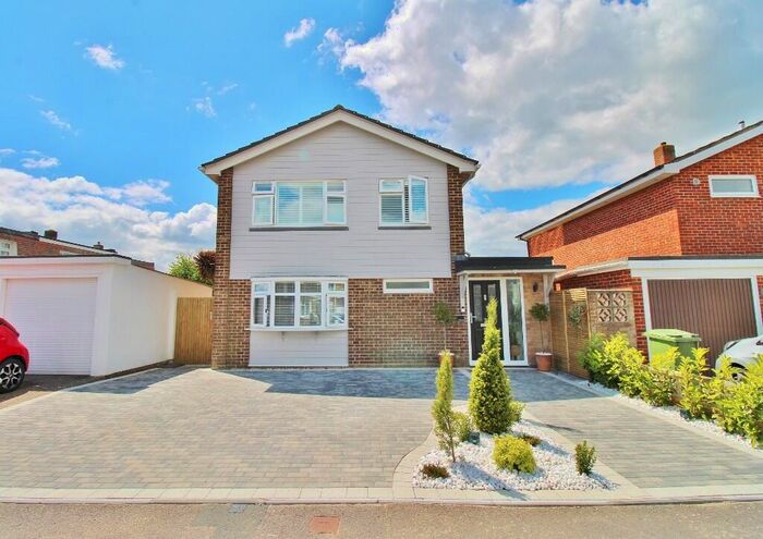 3 Bedroom Detached House To Rent In Deans Gate, Stubbington, Fareham, PO14