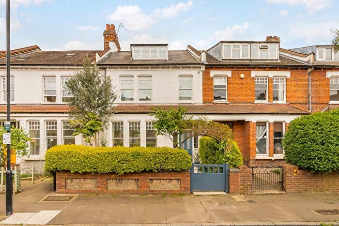 5 Bedroom Property To Rent In Addington Road, London, N4