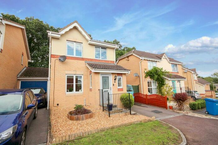 3 Bedroom Detached House To Rent In Newman Crescent, Bracknell, RG12