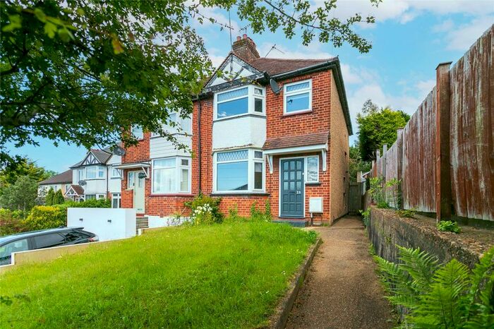 3 Bedroom Semi-Detached House To Rent In Belswains Lane, Hemel Hempstead, Hertfordshire, HP3