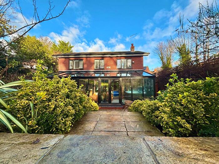 4 Bedroom Detached House For Sale In Southgate, Hornsea, HU18