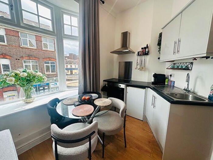 1 Bedroom Flat To Rent In Cheapside, Luton, LU1