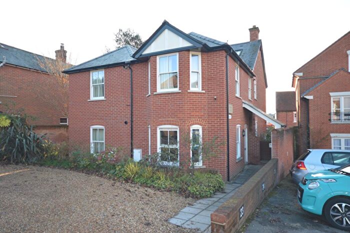 1 Bedroom Apartment To Rent In Belmore Lane, Lymington, Hampshire, SO41