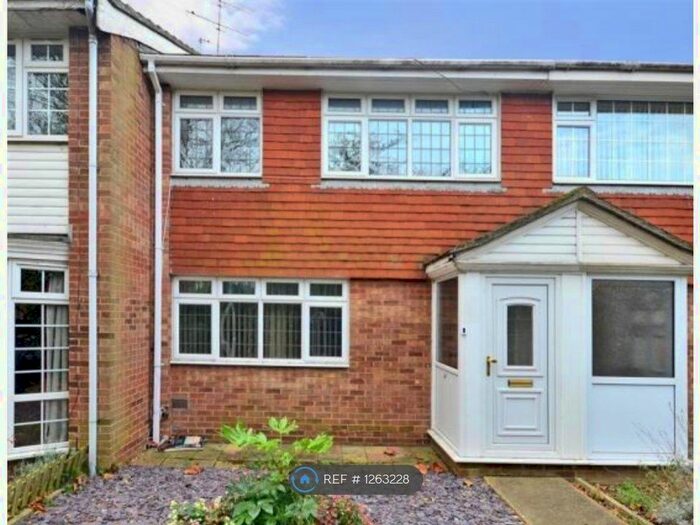 3 Bedroom Terraced House To Rent In Thistle Walk, Sittingbourne ME10