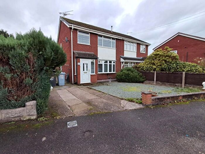 3 Bedroom Semi-Detached House To Rent In Singleton Avenue, Crewe, CW1