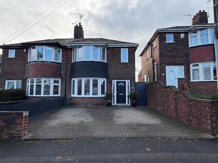 3 Bedroom Semi Detached House For Sale In South Parade, Worksop, S81