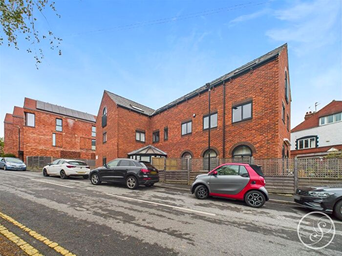 1 Bedroom Flat For Sale In Chapel Place, Well Lane Chapel Allerton, LS7