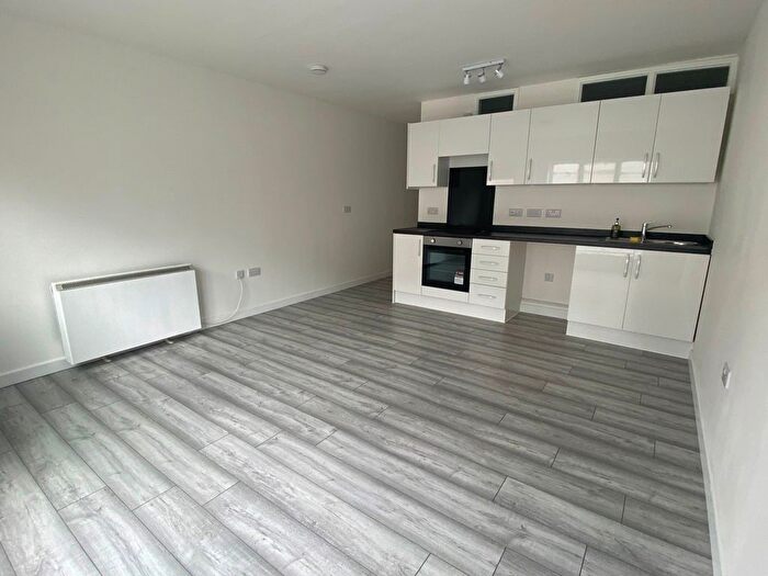 1 Bedroom Flat To Rent In High Street, Bidford-On-Avon, B50