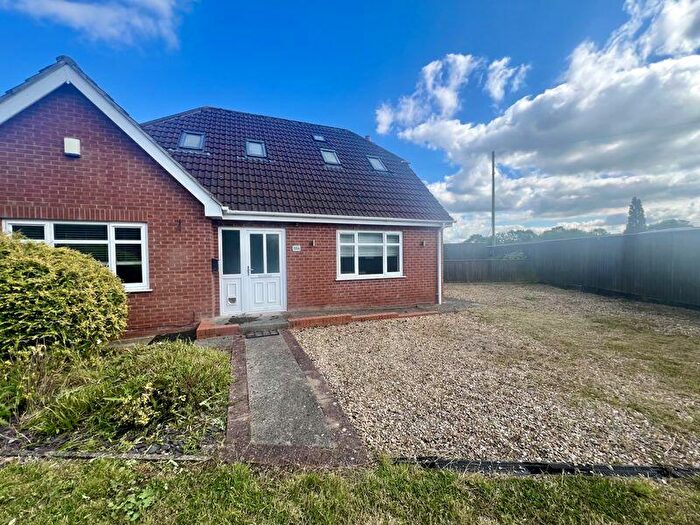 3 Bedroom Detached House To Rent In Great Coates Road, Healing, DN41