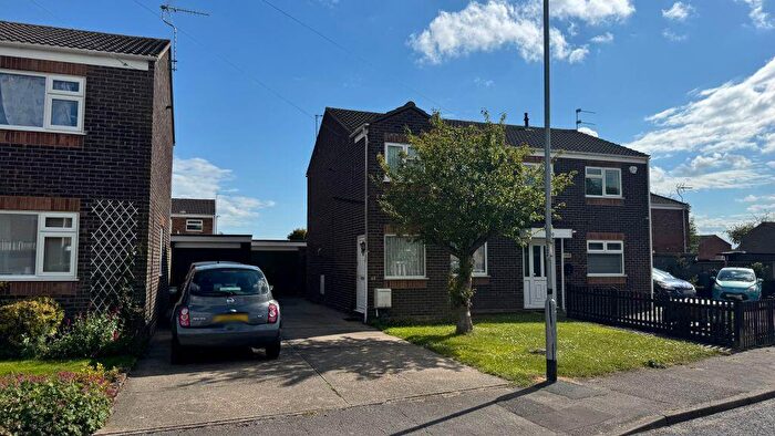 3 Bedroom Semi-Detached House For Sale In Cowslip Crescent, Lowestoft, NR33