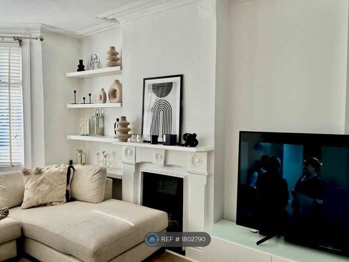 4 Bedroom End Of Terrace House To Rent In Selhurst New Road, London, SE25