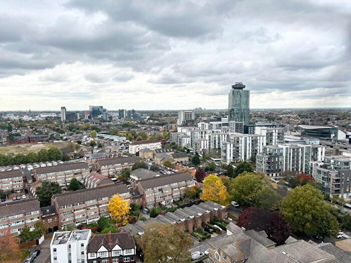 1 Bedroom Flat For Sale In Green Dragon Lane, Brentford, TW8