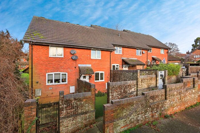 2 Bedroom Property To Rent In Greenfield Drive, Uckfield, TN22