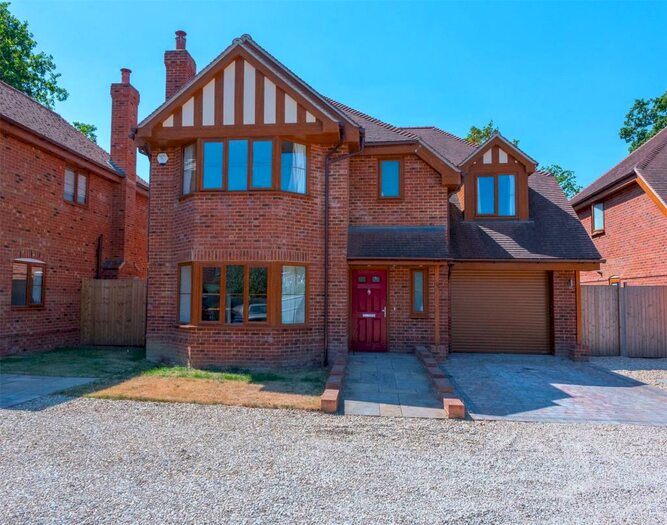 4 Bedroom Detached House To Rent In Mayfields, Sindlesham, Wokingham, Berkshire, RG41