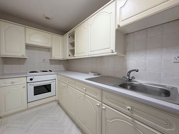 2 Bedroom Flat To Rent In Burton Road, Swadlincote, DE12
