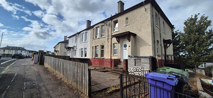 3 Bedroom Cottage To Rent In Bangorshill Street, Thornliebank, G46
