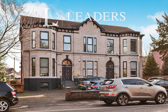 Flat To Rent In Palatine Road, Manchester, M20