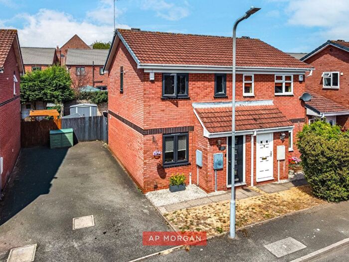 2 Bedroom Semi Detached House For Sale In Ensall Drive, Stourbridge, West Midlands, DY8