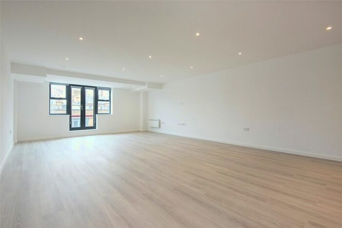 1 Bedroom Flat To Rent In Kanbi House, A Mentmore Terrace, London, E8