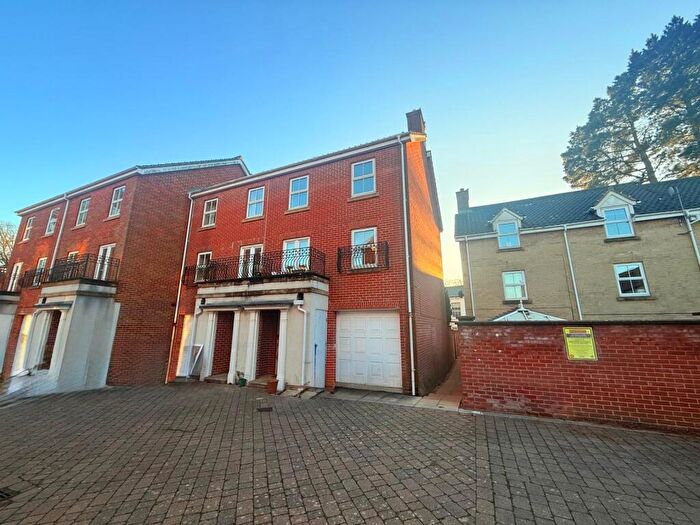 3 Bedroom House To Rent In Thomas Wyatt Close, Norwich, Norfolk, NR2