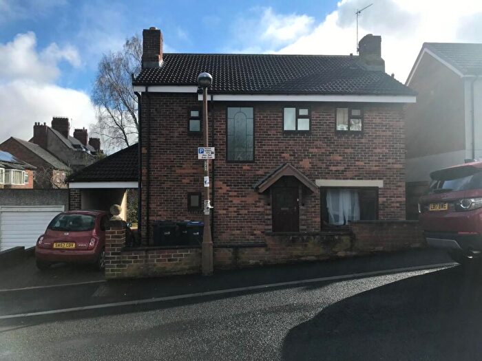 6 Bedroom Private Halls To Rent In Larches Road, Durham, DH1