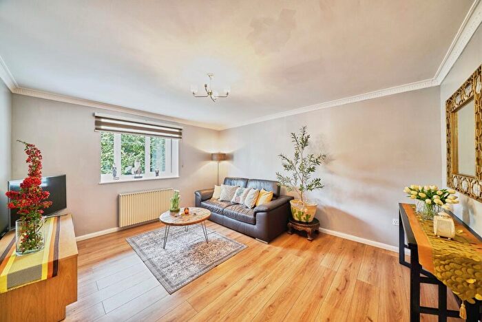 2 Bedroom Flat For Sale In Jack Clow Road, London, E15