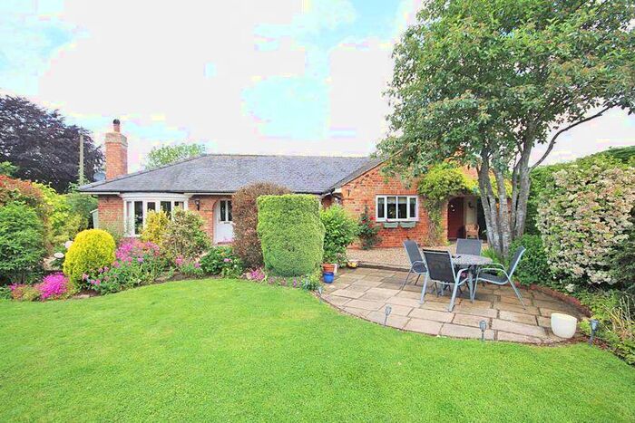 2 Bedroom Detached Bungalow For Sale In Wragholme Road, Grainthorpe, LN11