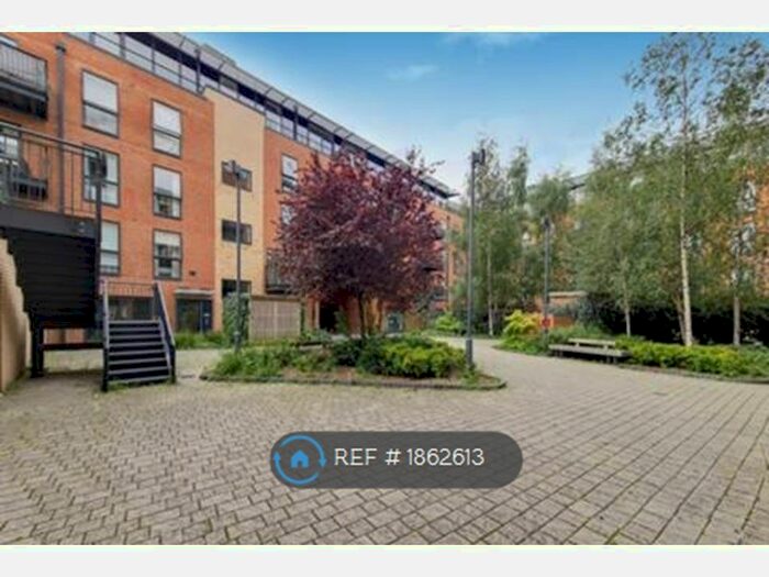 2 Bedroom Flat To Rent In Milles Square, London, SW9