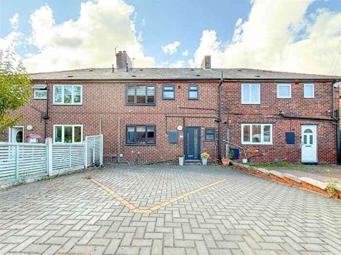 3 Bedroom Terraced House For Sale In Fearnley Road, Hoyland Common, S74