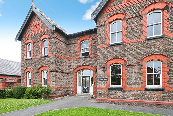 3 Bedroom Flat For Sale In New Hall, Liverpool, Merseyside, L10