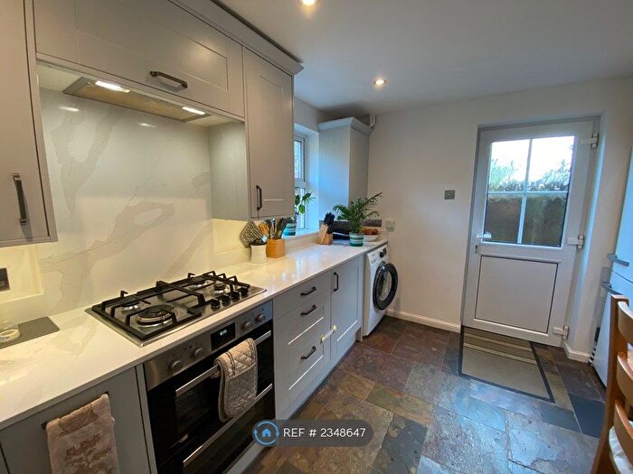 3 Bedroom Detached House To Rent In Delapre Drive, Banbury, OX16