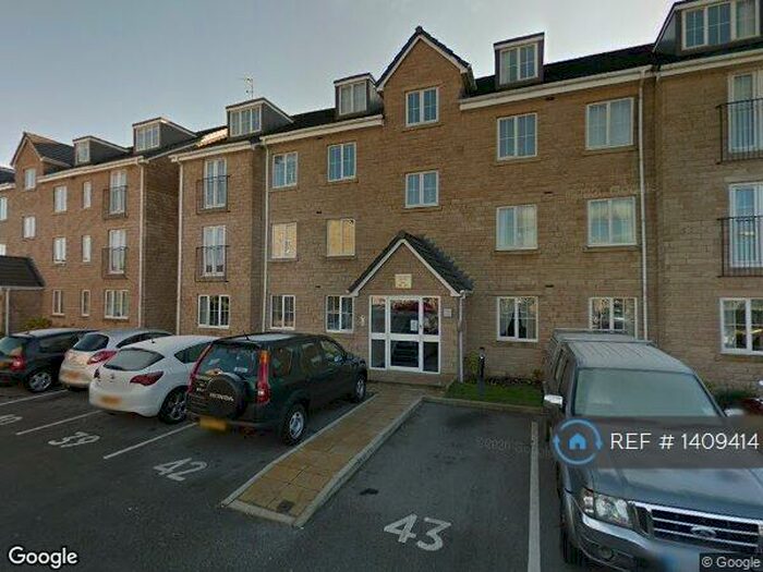 2 Bedroom Flat To Rent In Greenbrook Road, Burnley, BB12