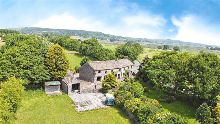 6 Bedroom Detached House For Sale In ., Great Hucklow, Buxton, SK17